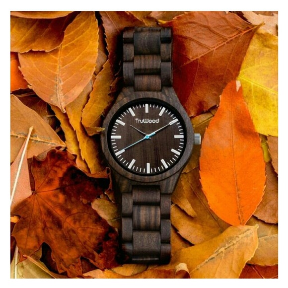 Truwood Hawk unisex watch (NWT)