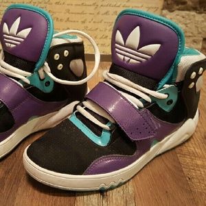 Adidas Sneakers