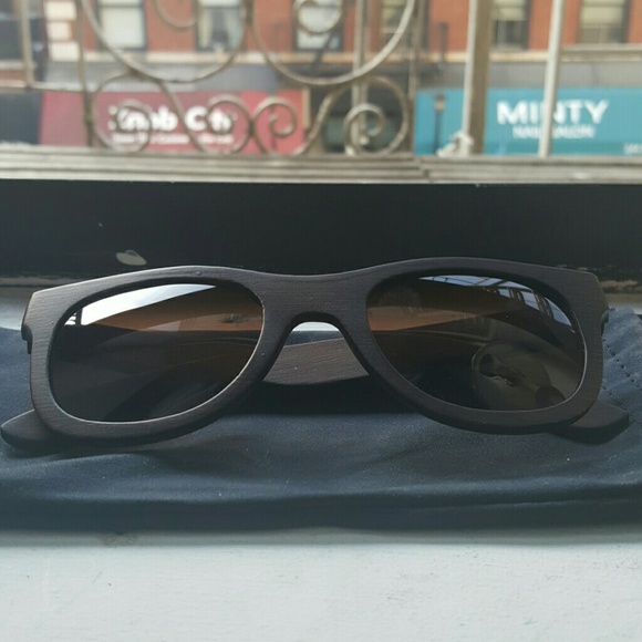 Bamboo Ultimate Sunglasses in mahogany (NWT)