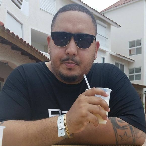 Meet your Posher, Tomas - Picture 1 of 1