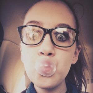 Meet your Posher, Michaela