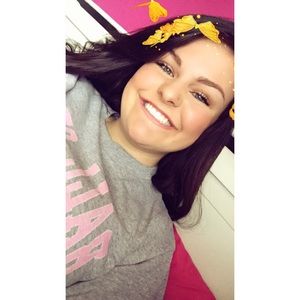 Meet your Posher, Delaney