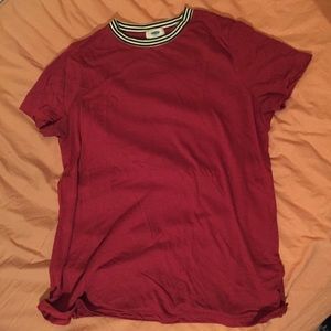 striped neck line red tee