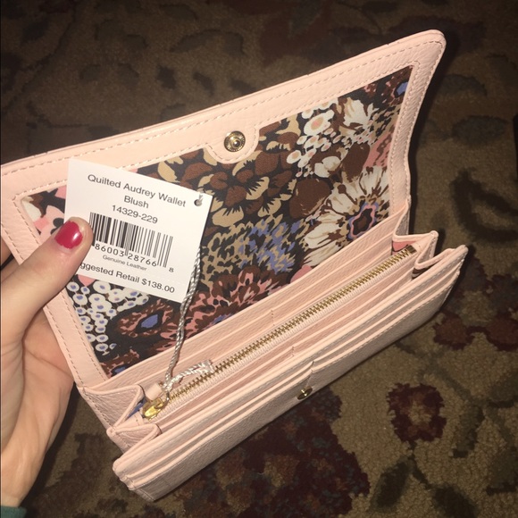 Vera Bradley Quilted audrey wallet