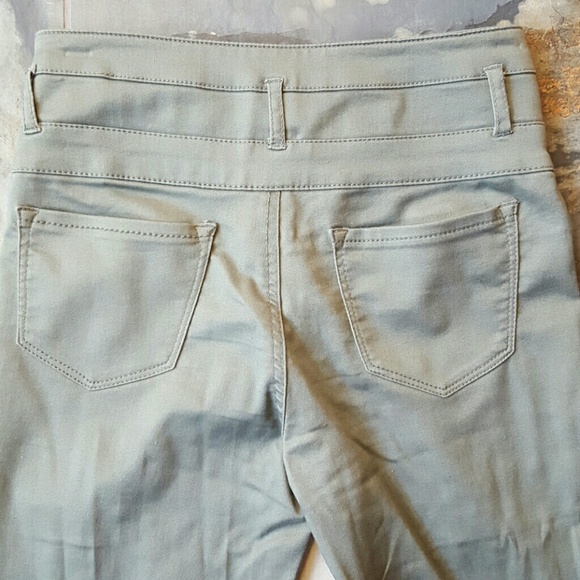 Refuge Hi-waist Skinny Jeans - Picture 3 of 3