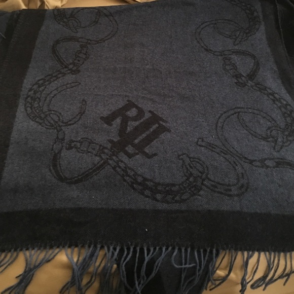 Shawl