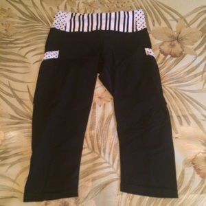 LuluLemon Size 4 run Crop