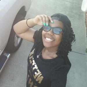 Meet your Posher, Carmen