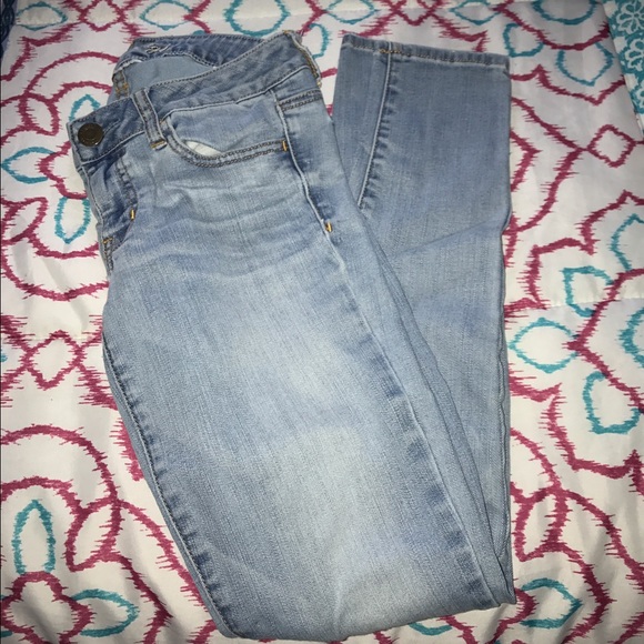 American Eagle skinny jeans