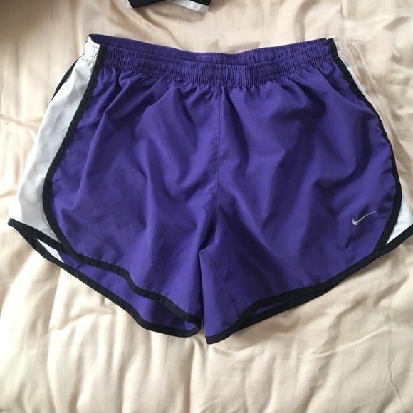 OFFER ME❤️🔵BIG PRICE DROP nike dri fit shorts