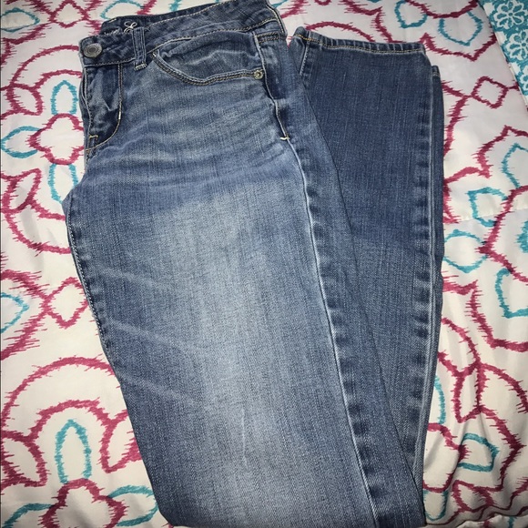 American Eagle straight leg jeans