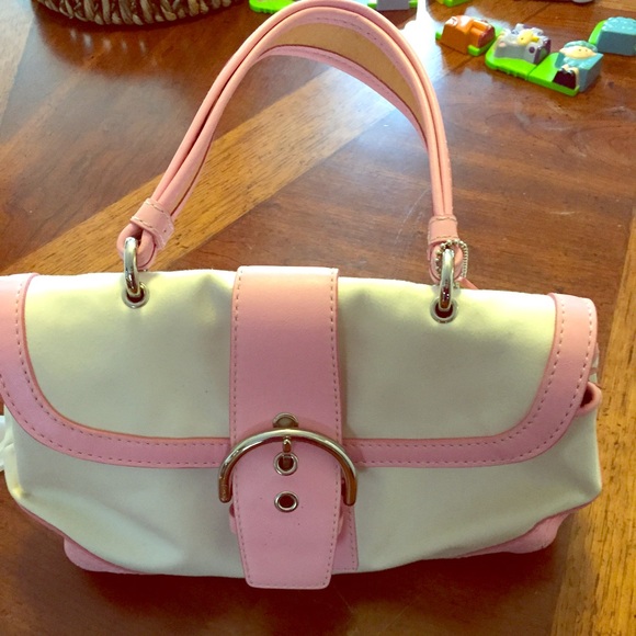Original COACH purse small in excellent condition