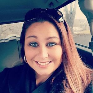 Meet your Posher, Cassandra