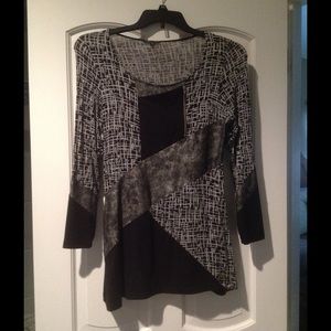 Black w/gray zipper top. Classy