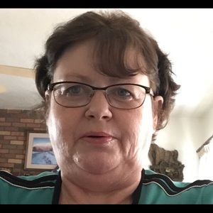 Meet your Posher, Janet