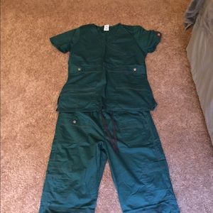 Set of Dickie Scrubs