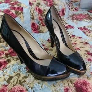Yves Saint Laurent YSL 39 heels