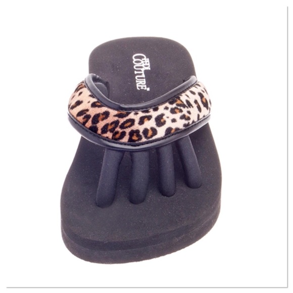 PediCouture Spa Velour Flip Flops - Picture 2 of 3
