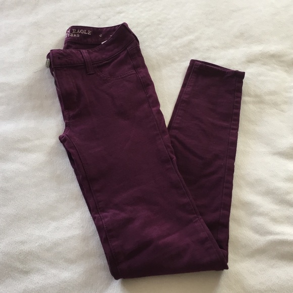 American Eagle maroon jeggings