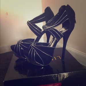All black with silver lining 6inch heels