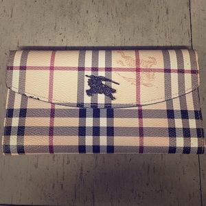 Burberry wallet