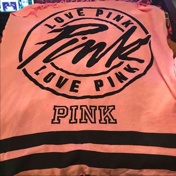 PINK throw