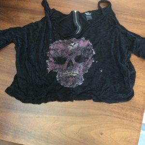 Size large skull off the shoulder crop top