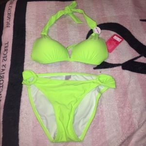 SALE❗️NWT Malibu Green push up Bikini!