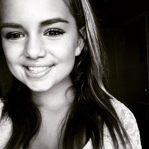 Meet your Posher, Addie