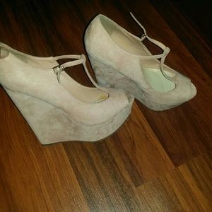 Wedge/heels New never worn