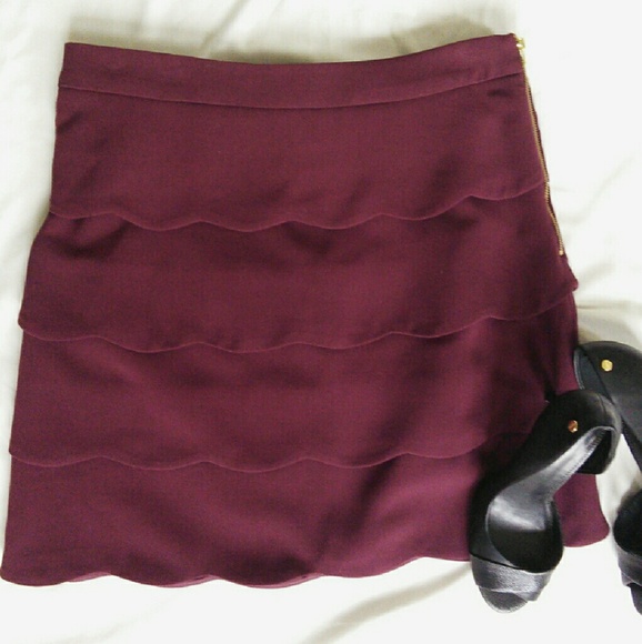 NWT- H&M skirt
