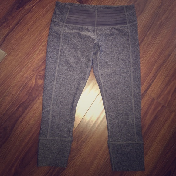 NWOT MPG grey leggings