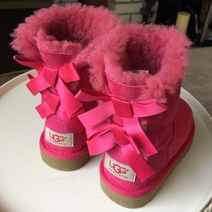 Pink girls Uggs