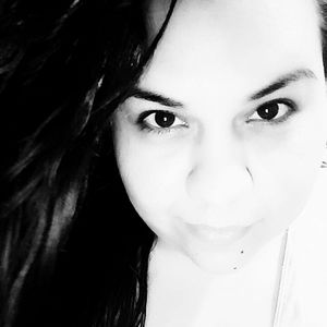 Meet your Posher, Ivette