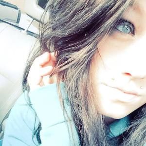 Meet your Posher, Nora