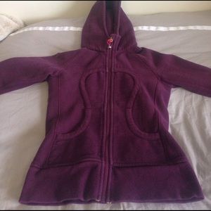 Lululemon size 2 scuba jacket! $39 💜💜💜