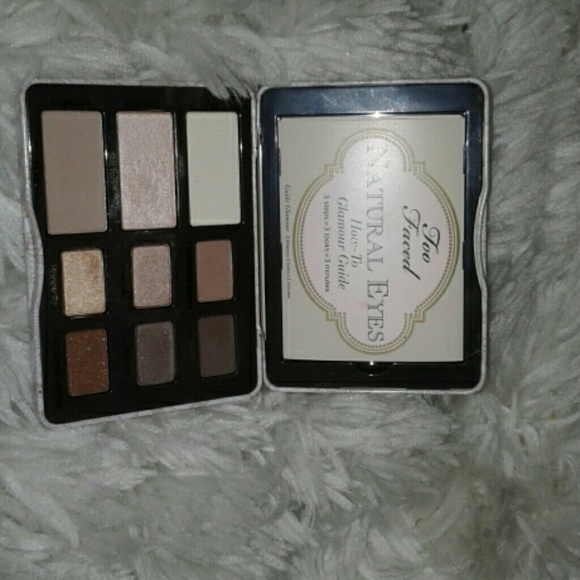 Too faced natural eyes pallet