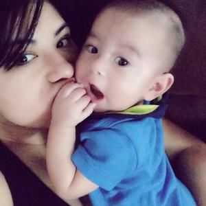 Meet your Posher, Dania