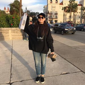 Meet your Posher, Danielle