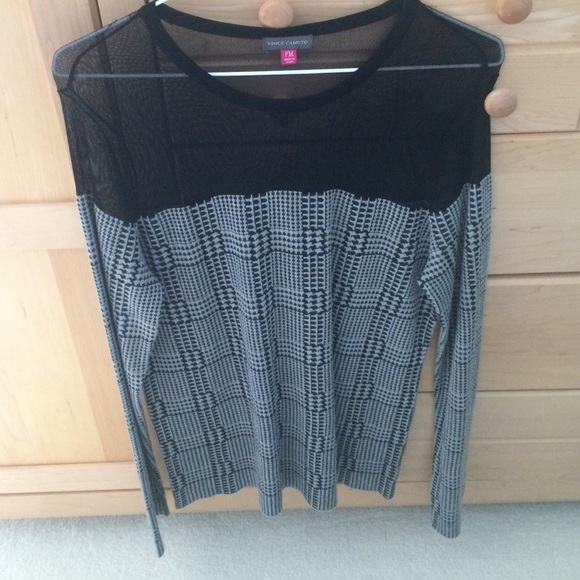 Vince Camuto Houndstooth Top