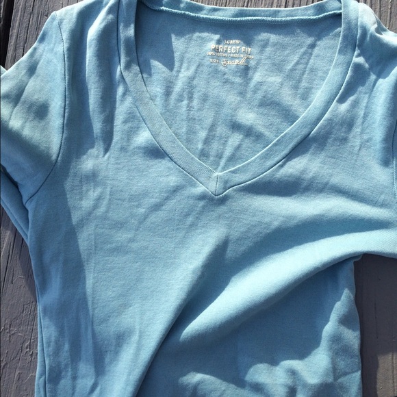 J Crew perfect fit long sleeve T Blue - Picture 1 of 6