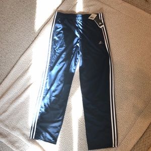 CLOSET CLOSING TODAY