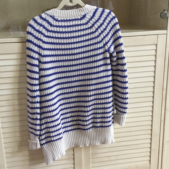 Sweater - Picture 3 of 4