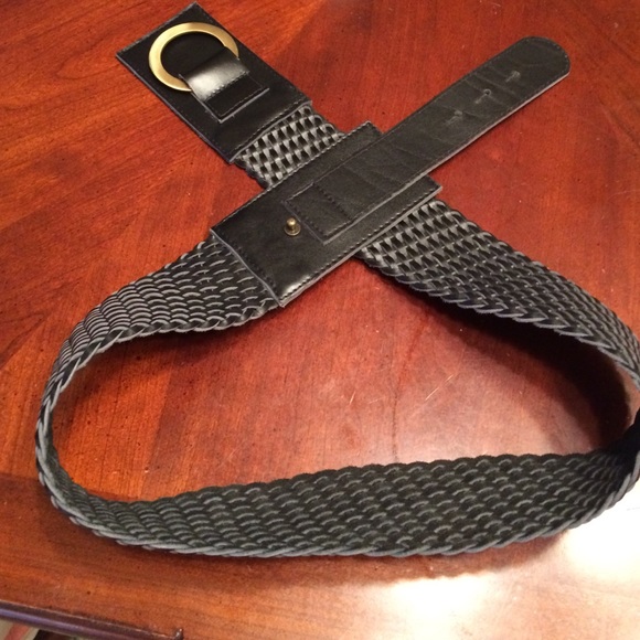 Etcetera black leather belt in perfect con. Large - Picture 2 of 4