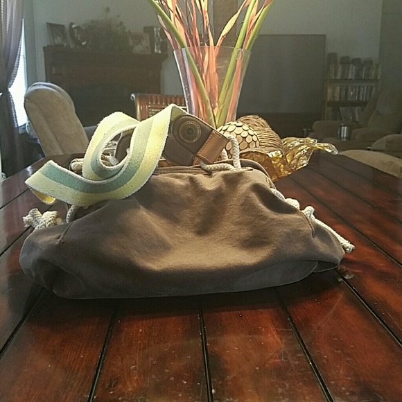 Gap purse