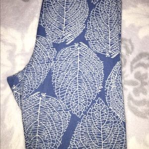 Lularoe OS Skeleton Leaf HUGE Unicorns 🦄