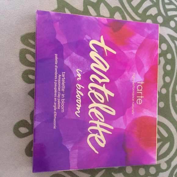 Tarte in bloom palette ( new)