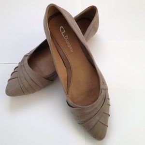 CL Chinese Laundry taupe pointed toe ballet flats