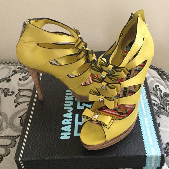 Neon Heels - Picture 4 of 4