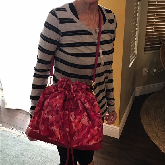 🌺Louis Vuitton Ikat Noe🌺✋🏼Sold - Picture 2 of 4